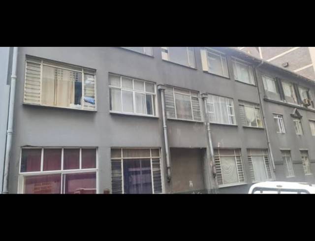 1 BEDROOM APARTMENT FOR SALE IN DURBAN CBD